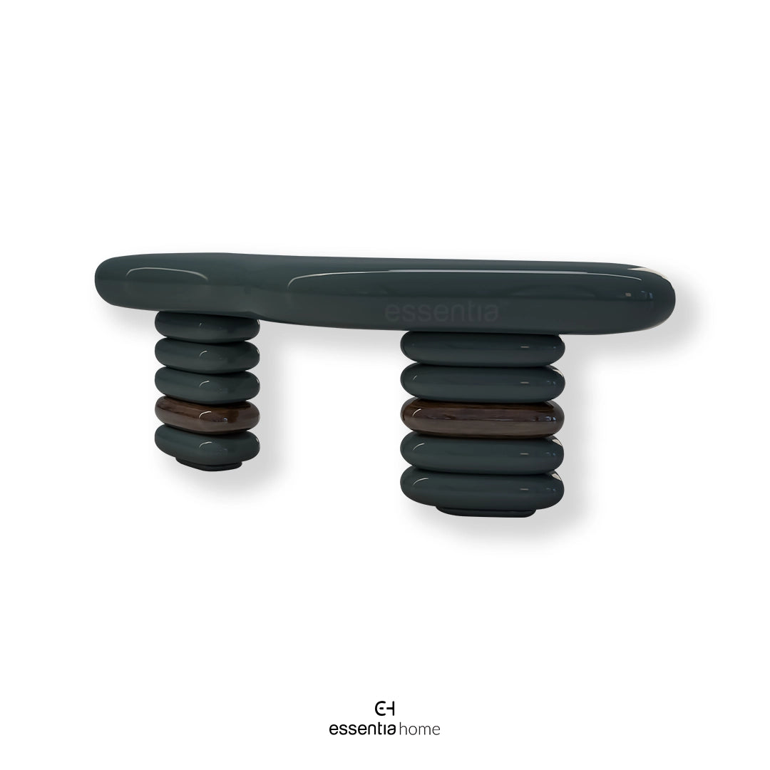 Pebble Bench by Monica Chawla – Fluid Form, Frozen in Reflection